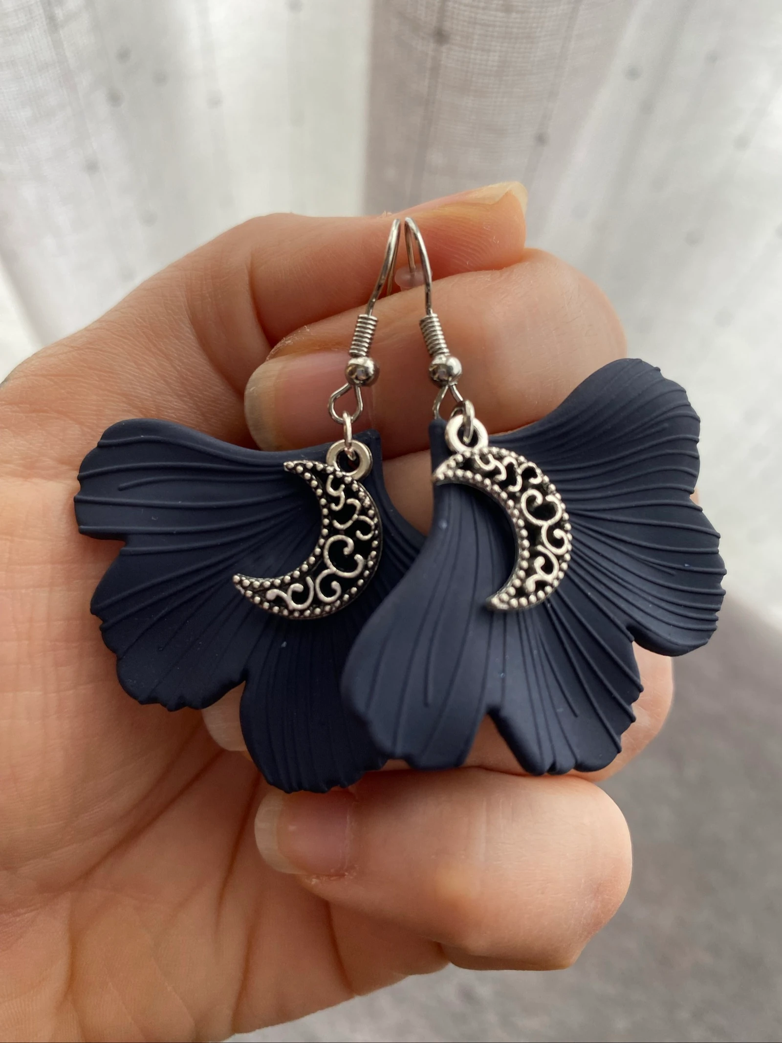 🌙 Ginkgo oorringen zwart & zilver 🍃 – photo 5